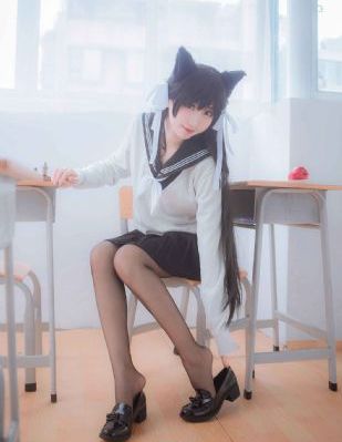 她被那家伙拥抱第二集_BD手机在线看